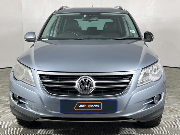 2008-Volkswagen-Tiguan-20-TDI-Track-Field-4Motion image:13