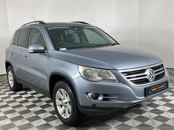 2008-Volkswagen-Tiguan-20-TDI-Track-Field-4Motion image:14