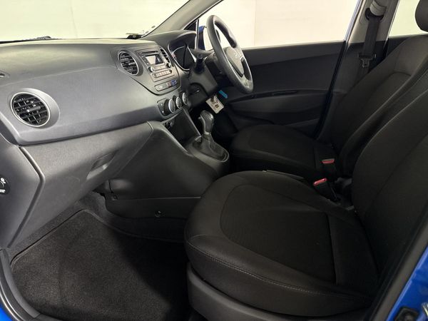 2019-Hyundai-Grand-i10-10-Motion-Auto image:8