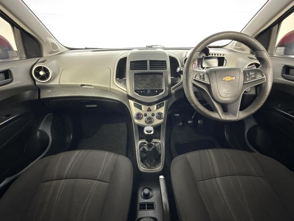 2013-Chevrolet-Sonic-14-LS image:1