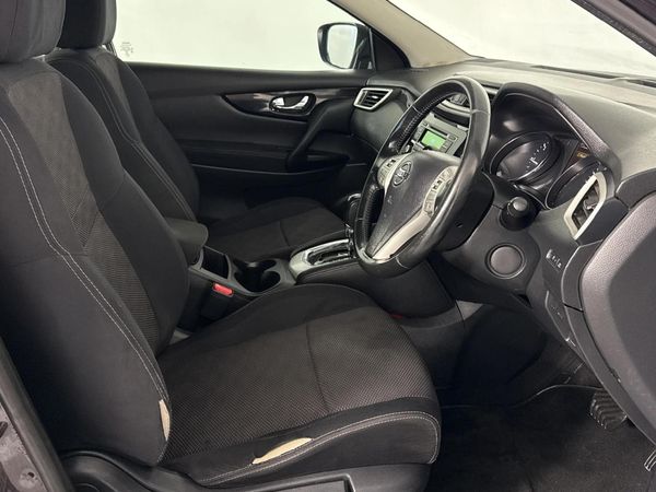 2015-Nissan-Qashqai-16-dCi-Acenta-Tech-Auto image:9