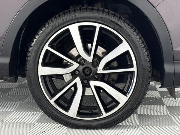 2015-Nissan-Qashqai-16-dCi-Acenta-Tech-Auto image:5