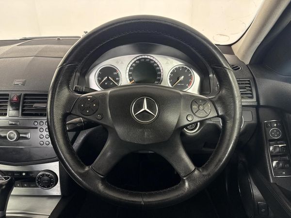 2007-Mercedes-Benz-C-Class-C-200K-Avantgarde-Auto image:11