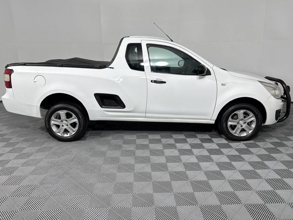 2013-Chevrolet-Utility-14 image:13