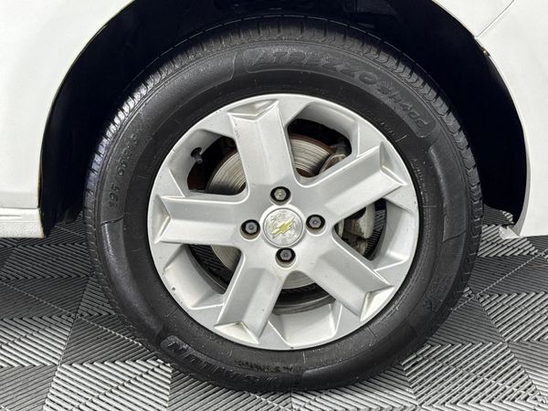 2013-Chevrolet-Utility-14 image:3