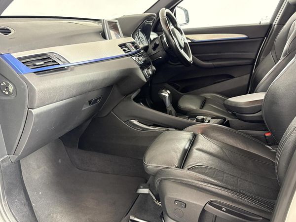 2016-BMW-X1-xDrive20d-M-Sport-Auto image:8