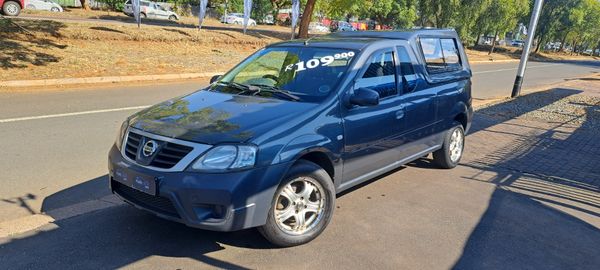 2012-Nissan-NP200-16 image:2