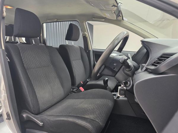 2016-Toyota-Avanza-15-SX image:11