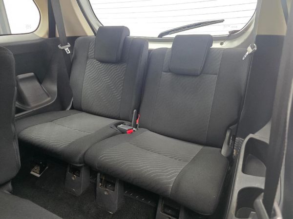 2016-Toyota-Avanza-15-SX image:13