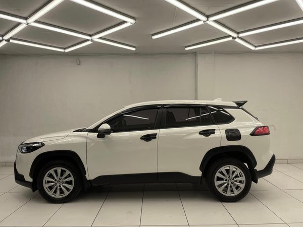 2023-Toyota-Corolla-Cross-18-XI image:3