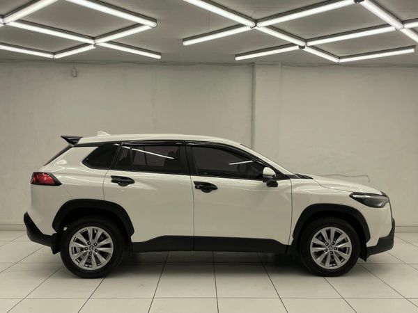 2023-Toyota-Corolla-Cross-18-XI image:7
