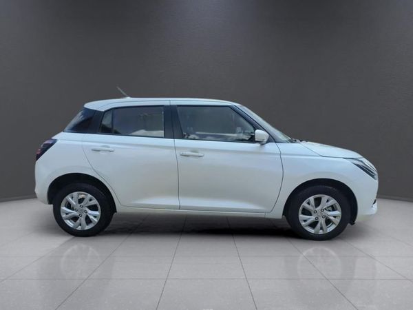 2025-Suzuki-Swift-12-GL image:6
