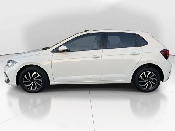 2022-Volkswagen-Polo-10-TSI-Life-Auto-DSG image:3