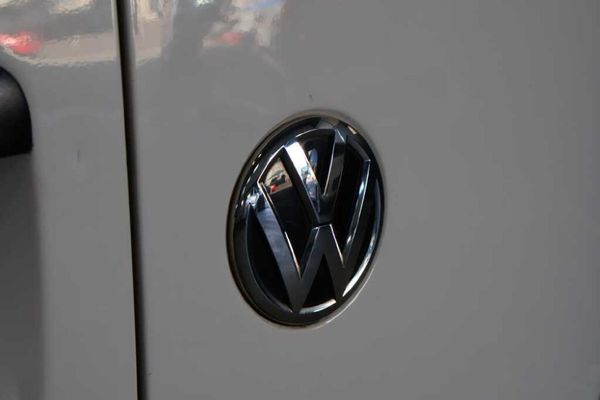 2017-Volkswagen-Caddy-16i-81kW-Panel-Van image:18