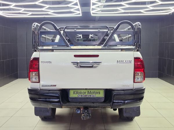 2019-Toyota-Hilux-28-GD-6-Raised-Body-Raider-4x4-Auto-Extended-Cab image:4