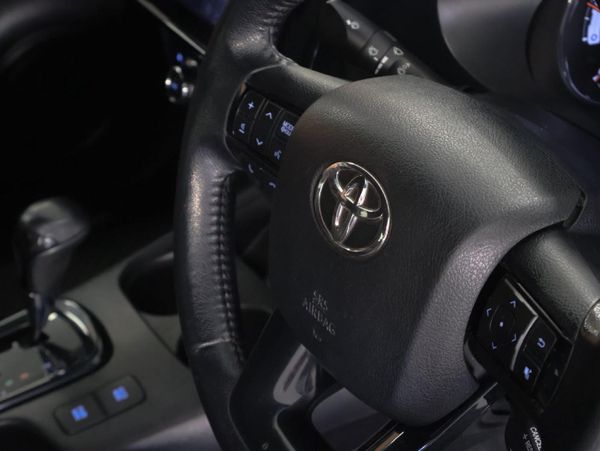 2019-Toyota-Hilux-28-GD-6-Raised-Body-Auto-Raider-Double-Cab image:13