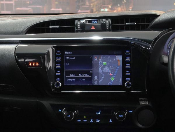 2019-Toyota-Hilux-28-GD-6-Raised-Body-Auto-Raider-Double-Cab image:27