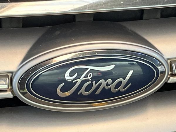 2017-Ford-Kuga-15-EcoBoost-Trend-Auto image:9