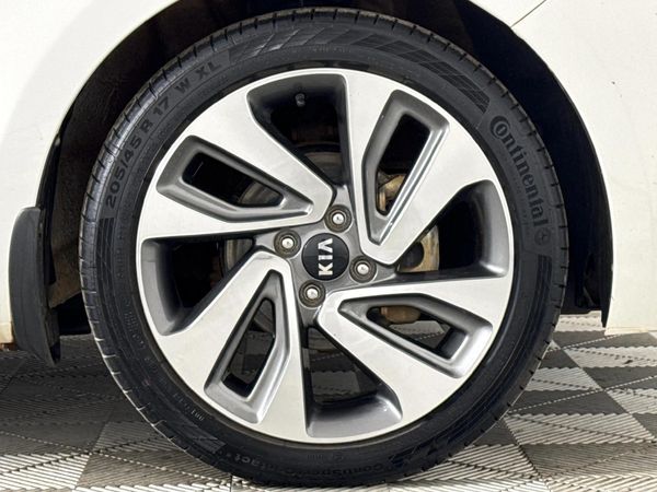 2017-Kia-Rio-14-Tec-5-dr image:5