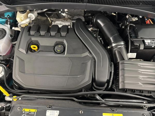 2024-Volkswagen-T-Cross-15-TSI-R-Line-Auto image:13