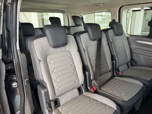 2026-Volkswagen-Kombi-20TDI-Life-Auto-125kw image:7
