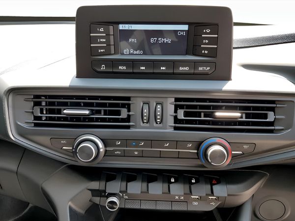 2026-Peugeot-Landtrek-19D-Professional-Single-Cab image:14