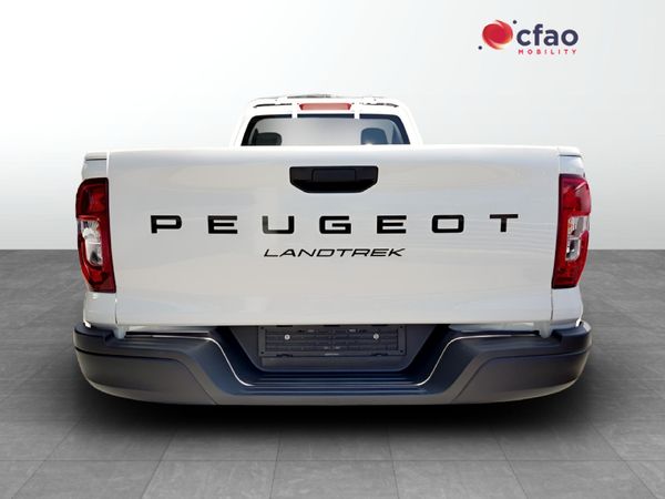 2026-Peugeot-Landtrek-19D-Professional-Single-Cab image:4