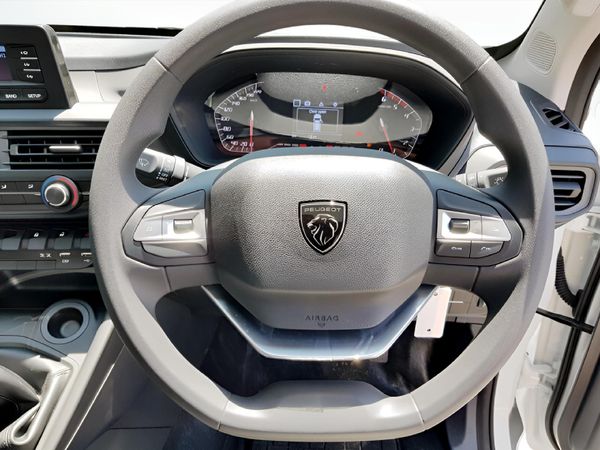 2026-Peugeot-Landtrek-19D-Professional-Single-Cab image:12