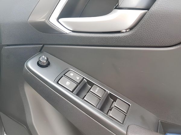 2026-Isuzu-D-Max-19-DDI-HR-LS-Auto-Double-Cab image:11