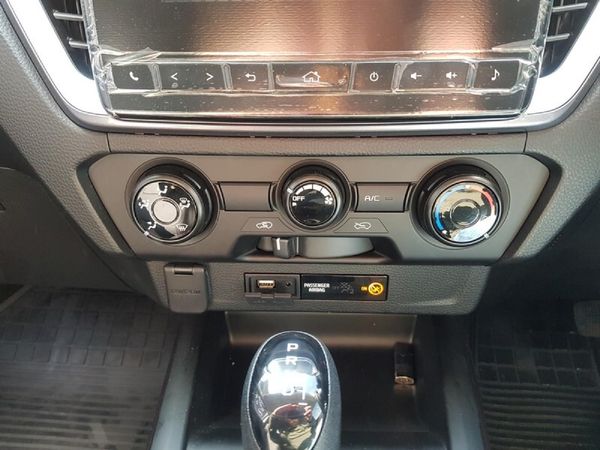 2026-Isuzu-D-Max-19-DDI-HR-LS-Auto-Double-Cab image:13