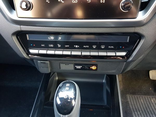 2026-Isuzu-D-Max-30-DDI-HR-LSE-Auto-Double-Cab image:15
