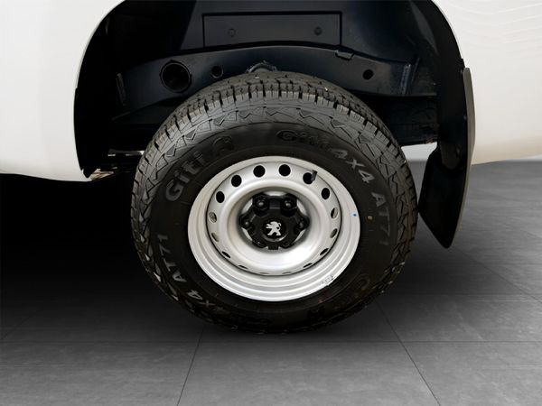 2026-Peugeot-Landtrek-19D-Professional-Single-Cab image:5