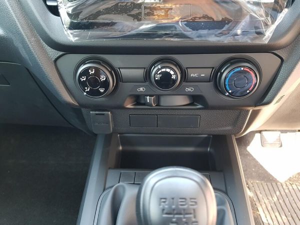 2026-Isuzu-D-Max-19-DDI-HR-L-Double-Cab image:10