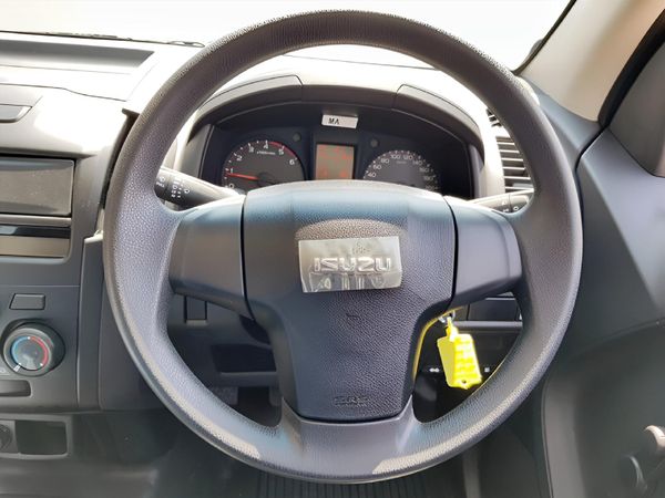 2026-Isuzu-D-Max-250C-Single-Cab image:17
