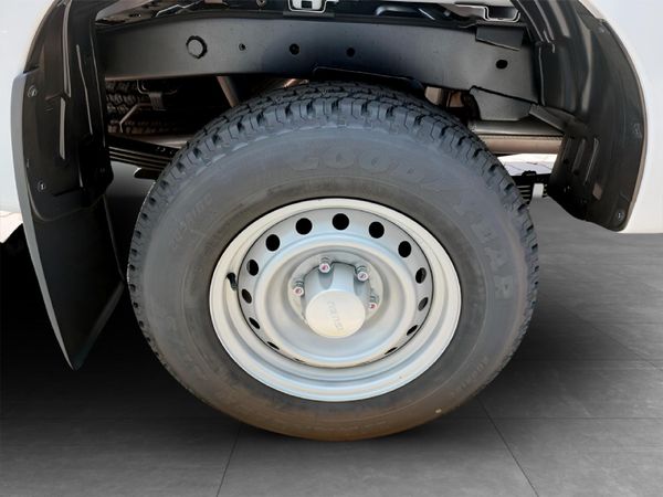 2026-Isuzu-D-Max-250-HO-Fleetside-Safety-Single-Cab image:5