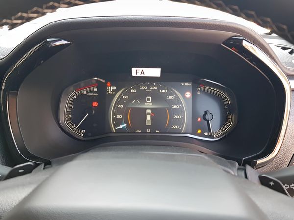 2026-Isuzu-D-Max-30-DDI-V-Cross-HR-Auto-Double-Cab image:9