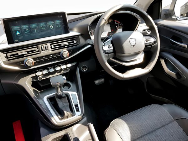 2026-Peugeot-Landtrek-19D-Allure-Double-Cab-Auto image:8