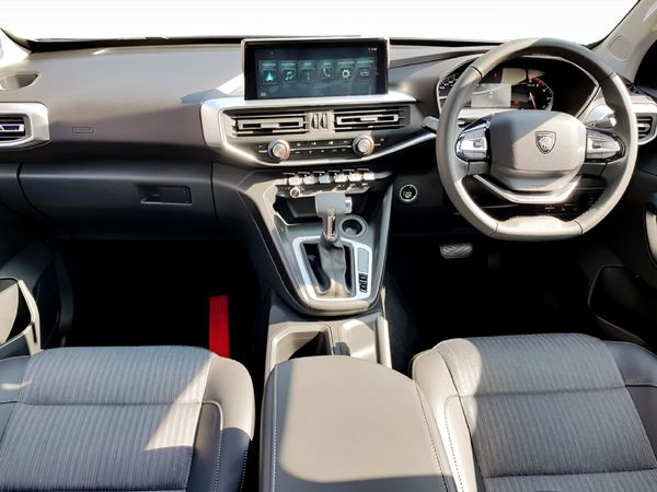 2026-Peugeot-Landtrek-19D-Allure-Double-Cab-Auto image:6