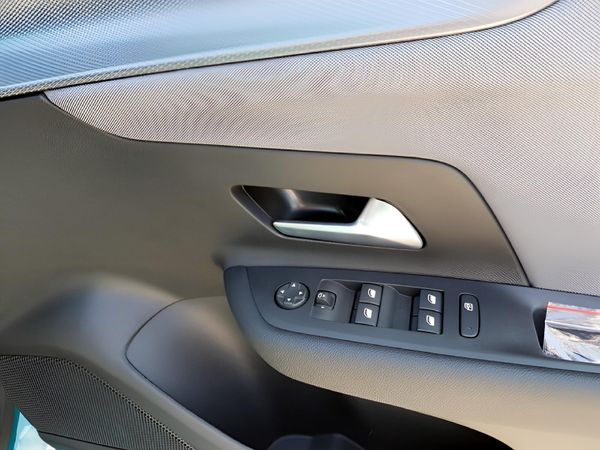 2026-Opel-Mokka-12T-Edition-Auto image:10
