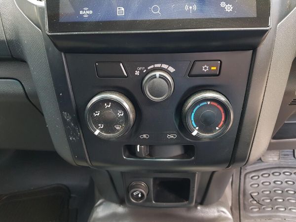 2024-Isuzu-D-Max-250C-Fleetside-Single-Cab image:14