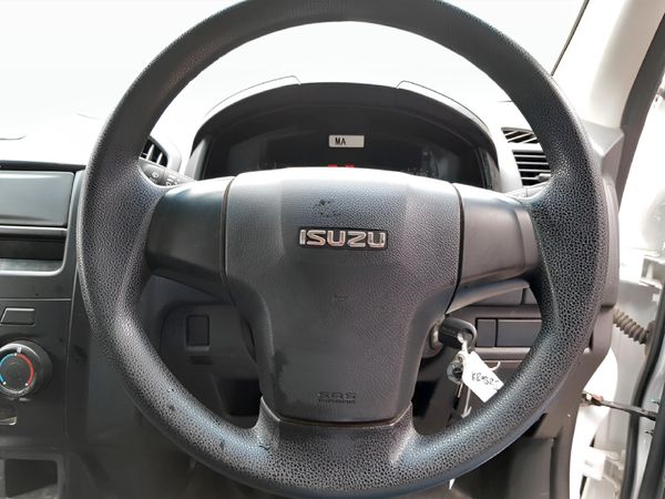 2024-Isuzu-D-Max-250C-Single-Cab image:11