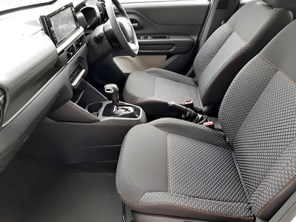 2026-Citroen-C3-12T-Max-Auto image:10