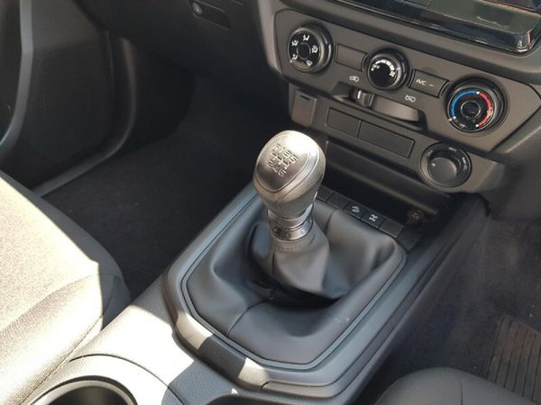 2026-Isuzu-D-Max-19-DDI-L-4x4-Double-Cab image:18