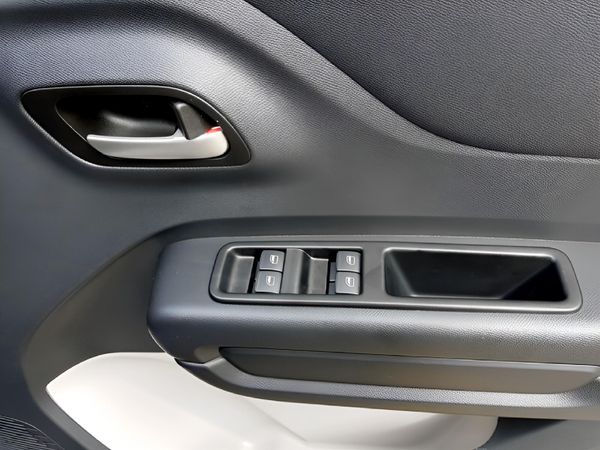 2026-Citroen-C3-12-Max-61kW image:14