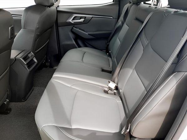 2026-Isuzu-D-Max-19-DDI-HR-LS-Auto-Double-Cab image:13