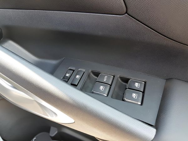 2026-Peugeot-Landtrek-19D-Allure-Double-Cab-Auto image:12