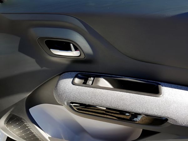 2026-Citroen-C3-Aircross-Max-12T-Auto image:12