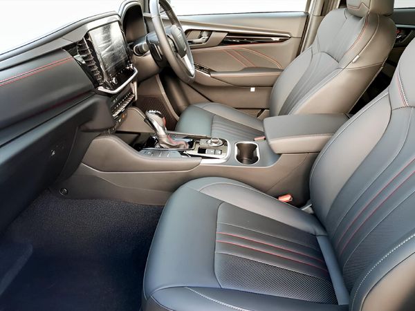 2026-Isuzu-Mu-x-30D-Onyx-XT-4x4-Auto image:7