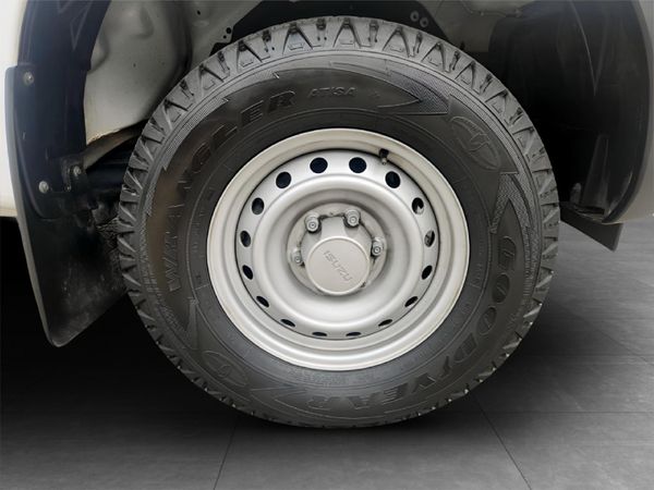 2024-Isuzu-D-Max-250C-Fleetside-Single-Cab image:8