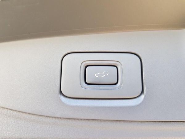 2026-Isuzu-Mu-x-30D-Onyx-XT-4x4-Auto image:9